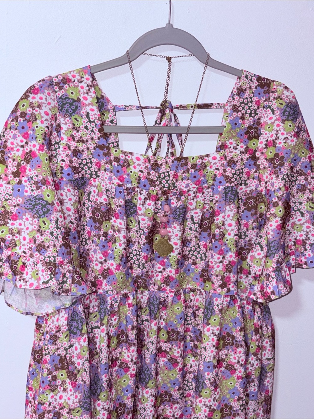 easel Floral Ruffle Mini Dress NWOT - Picture 2 of 7